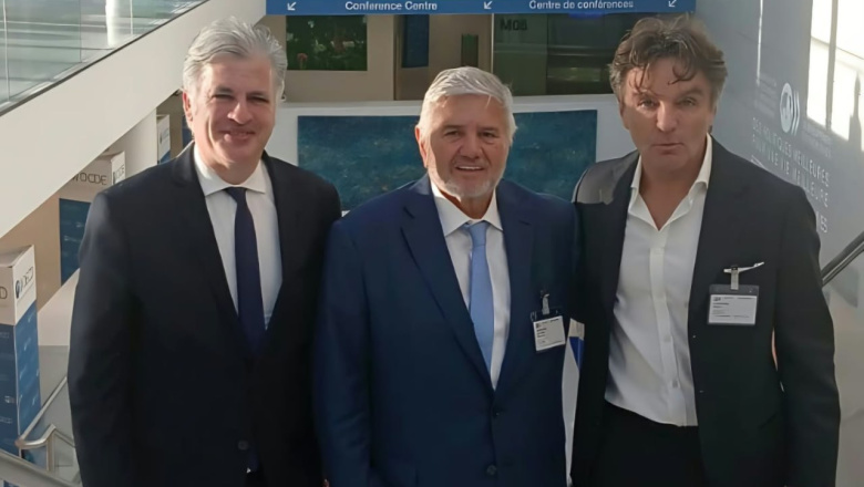 Cosentino mantuvo reuniones en París para impulsar inversiones en Tierra del Fuego