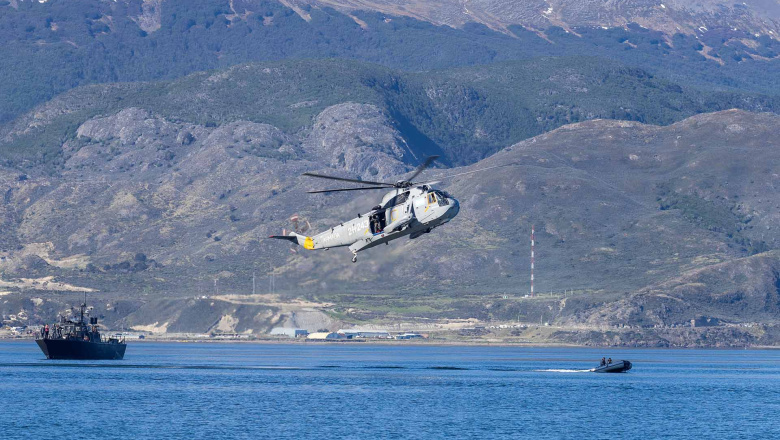 La Armada realizó un adiestramiento integrado del poder naval en aguas del Canal Beagle