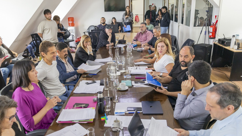 “Hemos encontrados los recursos”: legisladores aprobarán la ley de financiamiento educativo