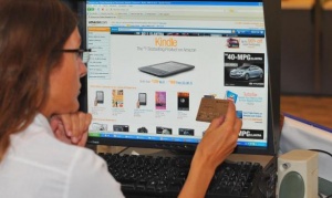Este viernes regresa el sistema de compra por correo "puerta a puerta"
