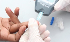 Hospitales públicos: realizarán estudios gratuitos de glucemia y colesterol en sangre