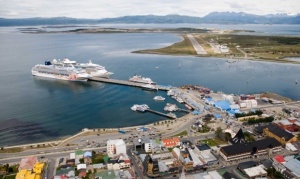 En la ampliación del puerto de Ushuaia trabajarán 700 personas