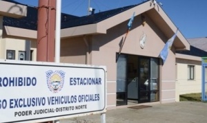 Quemaron el auto de un empresario y la Justicia investiga a tres personas