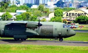 Detectaron otros dos vuelos militares desde Malvinas hacia Brasil