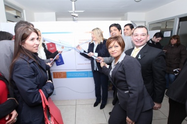Bertone inauguró una nueva delegación del Registro Civil en Ushuaia