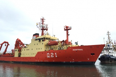 Zarpó el buque oceanográfico ARA "Austral" para estudiar al Área Protegida Namuncurá