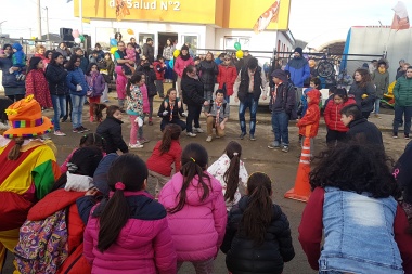 "Día del Niño":  Vecinos participaron de una jornada de juegos en Chacra XIII