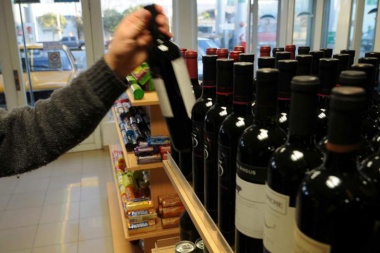 Hacia las PASO: Hoy, desde las 20, rige la prohibición para la venta de alcohol