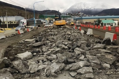Ushuaia: La Municipalidad retomó las obras en la avenida Perito Moreno