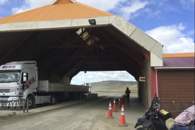 Pasos fronterizos: Nuevo paro de funcionarios del Servicio Agrícola y Ganadero de Chile