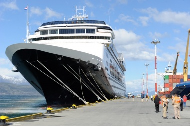 Ushuaia: Con el arribo del 'Stella Australis' arranca la temporada de cruceros 2017-2018