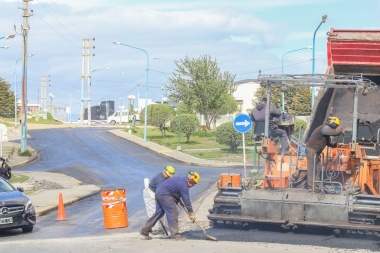 La reconstrucción de la calle Gobernador Paz entra en los trabajos finales