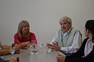 Se presentó al Director del CIT UNTDF-CONICET