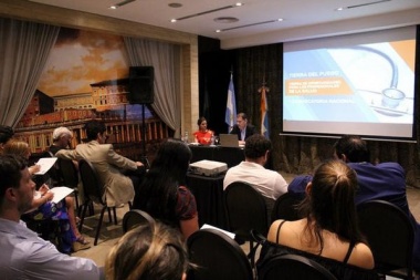 Gobierno presentó nueva convocatoria de médicos y residentes en Buenos Aires