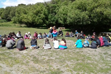 Arrancan las  colonias de vacaciones, actividades de verano juveniles y campamentos