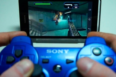 Encerró bajo llave a su marido porque no dejaba de jugar a la play