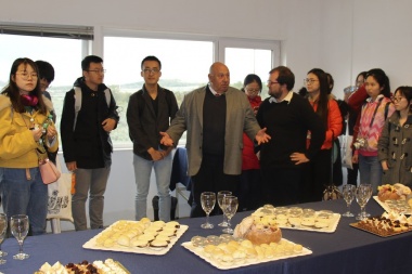 Estudiantes chinos de posgrado participan de la "Escuela Internacional de Verano" de la UNTDF