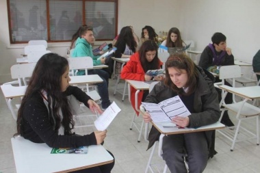 Lanzan el programa de “Becas Municipales 2018” y estiman beneficiar a 700 estudiantes