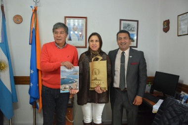 "Vamos a potenciar los puertos de Ushuaia y Punta Arenas trabajando en conjunto"