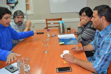 Avanza el proyecto que busca prohibir el uso de agua potable en lavaderos de autos