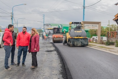 Pavimentaron el primer tramo de la avenida Magallanes en Ushuaia