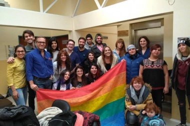 "Consultorio amigable": abrió en Ushuaia el primer espacio destinado a la atención integral de salud de personas trans