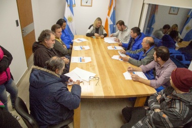 Gobierno entregó fondos a emprendimientos de pesca artesanal en Ushuaia y Almanza