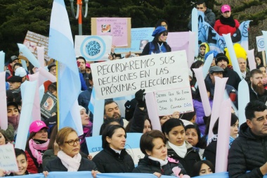 A tres días de la votación en Diputados, el reclamo en contra del aborto se sintió con fuerza en Tierra del Fuego