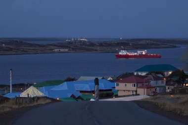 Malvinas rechaza entregar licencias de pesca de calamar a barcos con bandera china