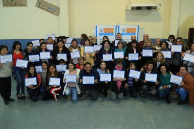 Desarrollo Social entregó certificados por el curso de “Voluntariado Social”