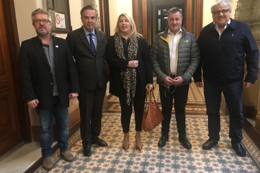 Ajuste en asignaciones familiares: Bertone se reunió con el senador Miguel Ángel Pichetto