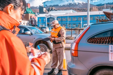 Operativos de tránsito en  Ushuaia con la participación de la Prefectura Naval