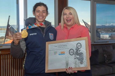 La gobernadora Bertone recibió al campeón olímpico Iñaki Mazza