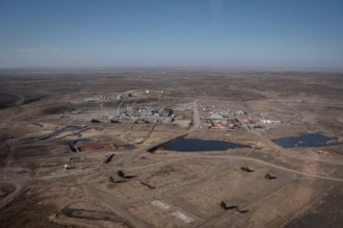 El Gobierno chileno asegura que se continúa trabajando en zona de derrame de petróleo