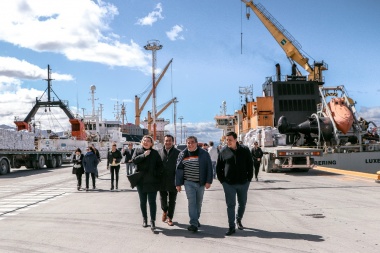 Dragado en el puerto de Ushuaia: "Este es un trabajo que beneficia a todos en la provincia"
