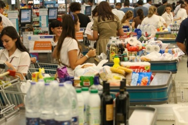 Cerca de un 40% de las ventas en supermercados se realizan con tarjetas de crédito