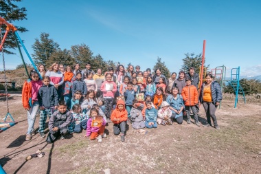El Municipio de Ushuaia celebró con los niños del barrio La Cima en la colonia de vacaciones