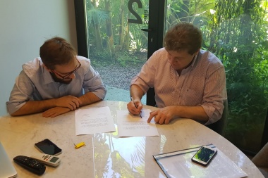 Melella firmó un acuerdo con la Asociación de Emprendedores de Argentina