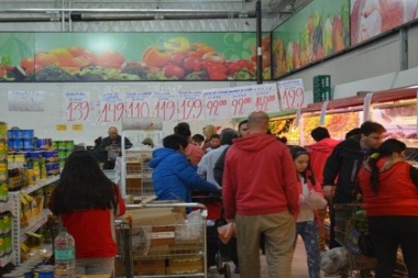 Realizan nueva Feria de Precios Bajos en Ushuaia y Río Grande