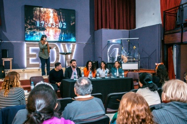 Programa 'Mujeres emprendedoras': funcionarios se reunieron en la Iglesia Ecos de Vida