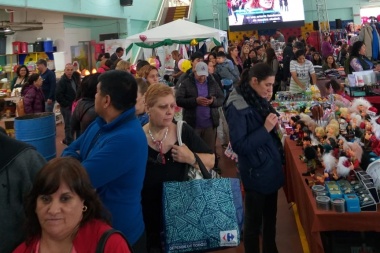 Más de seis mil vecinos de Ushuaia pasaron por la Gran Feria Popular