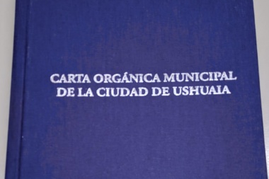 Ushuaia contará con versiones audiolibro y braille de su Carta Orgánica Municipal
