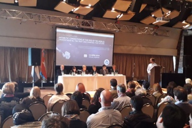 Ushuaia fue sede de un debate científico sobre la Antártida con especialistas de todo el mundo