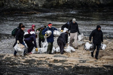 Realizarán una campaña de limpieza de las islas del Canal Beagle y la costa de Ushuaia