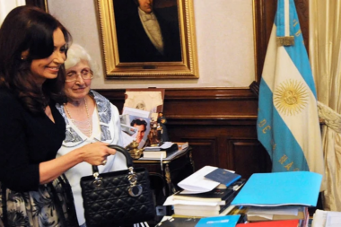 Dirigentes fueguinos expresaron sus condolencias a Cristina Kirchner por la muerte de su madre