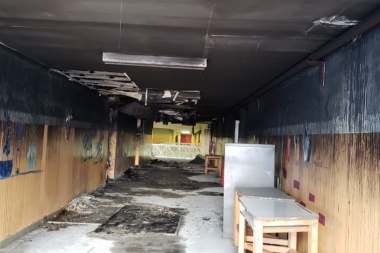 Incendio intencional: costará 12 millones de pesos reconstruir el edificio escolar