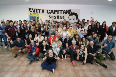 Militantes de "Evita capitana" apoyaron la candidatura de Bertone diputada