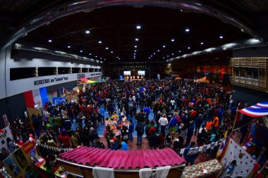 Anuncian una nueva edición de la "Fiesta de las Colectividades" en Ushuaia