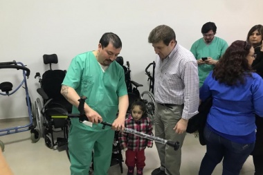 El Banco Municipal de Ayudas Técnicas ya entregó cerca de 500 equipos ortopédicos