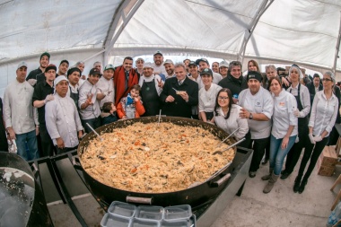 Ushuaia, 135 años: servirán 12 mil porciones de paella en recipientes biodegradables